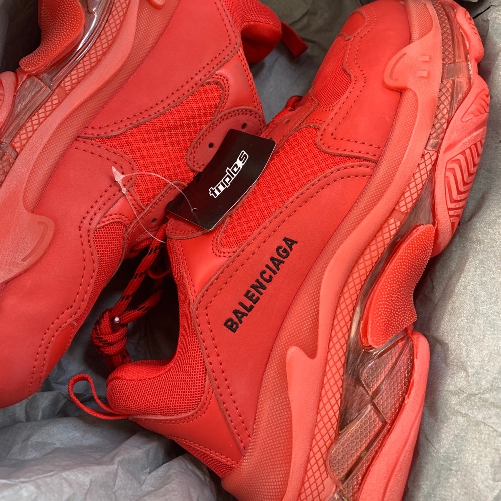 Triple S Balenciagas